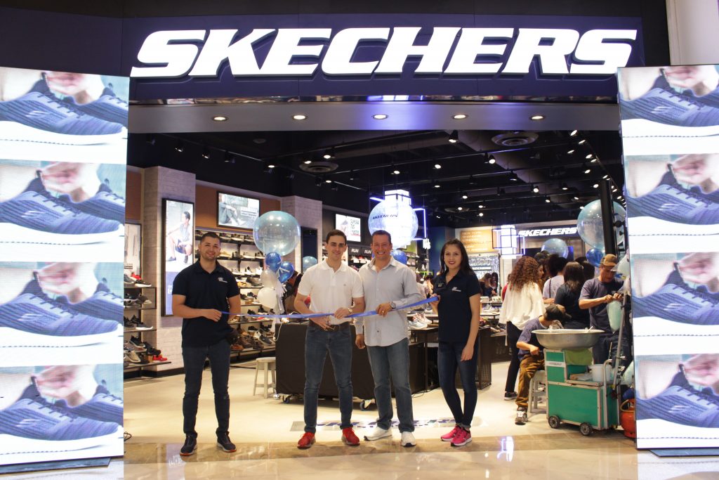 Furioso Conmemorativo Abierto Tienda Skechers Zaragoza Online Sales, UP TO 51% OFF | lavalldelord.com